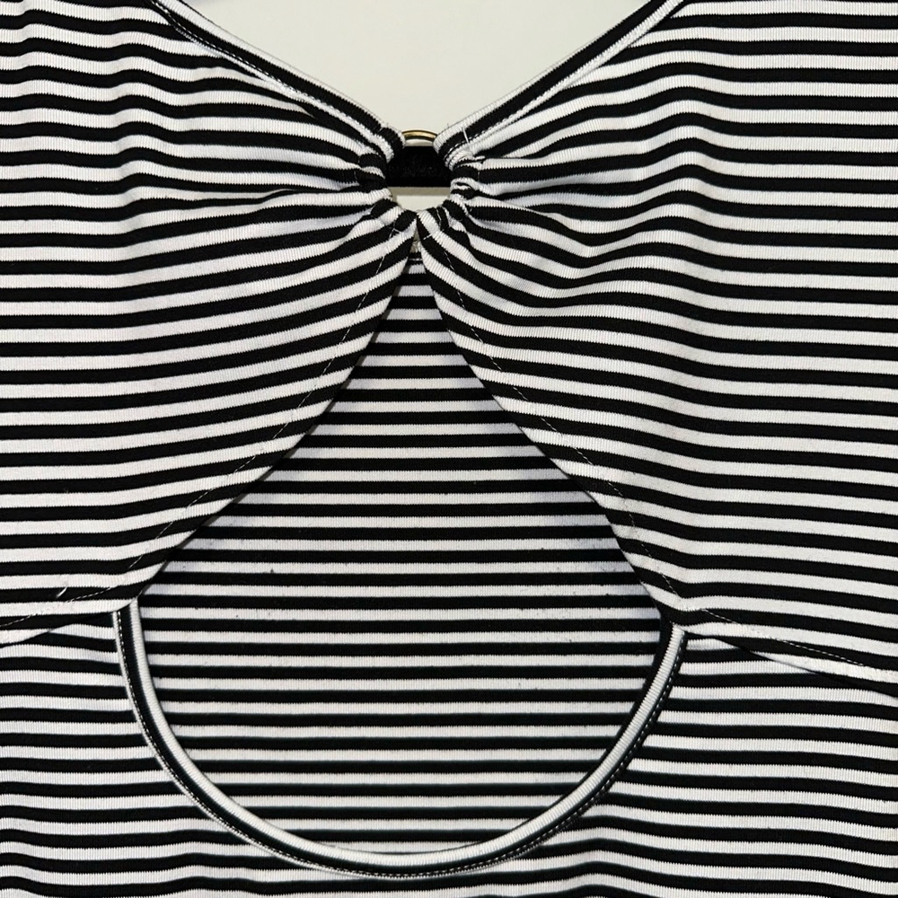 Women's Very J Dress Size S Black White Striped - Picture 3 of 9